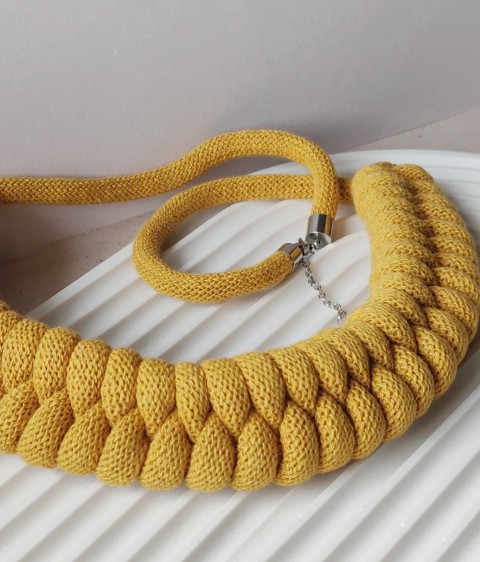 Collana "nodes." in cotone riciclato (A), ginko